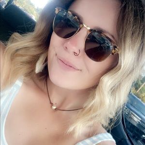 Meet your Posher, Brooke